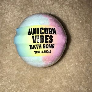 VS PINK bath bomb (free w/$25 purchase)